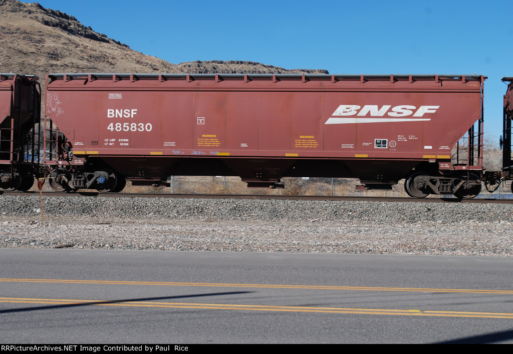 BNSF 485830